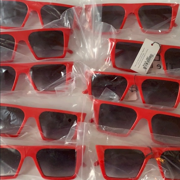 🆕 🆑SUNGLASSES - Picture 7 of 7